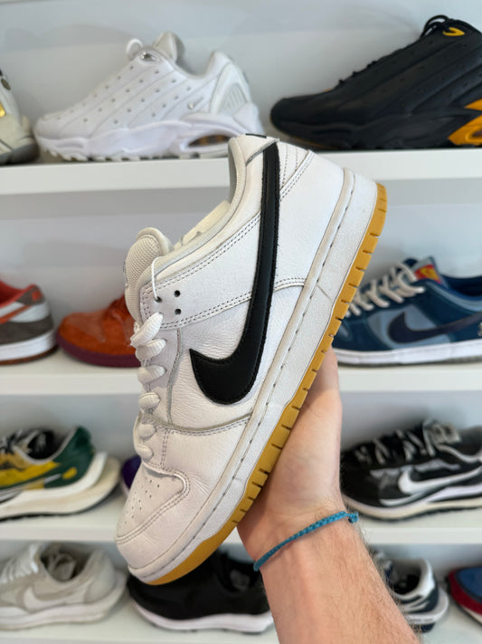 Nike Dunk Low Sb White Gum