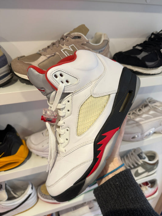Nike Air Jordan 5 Fire Red