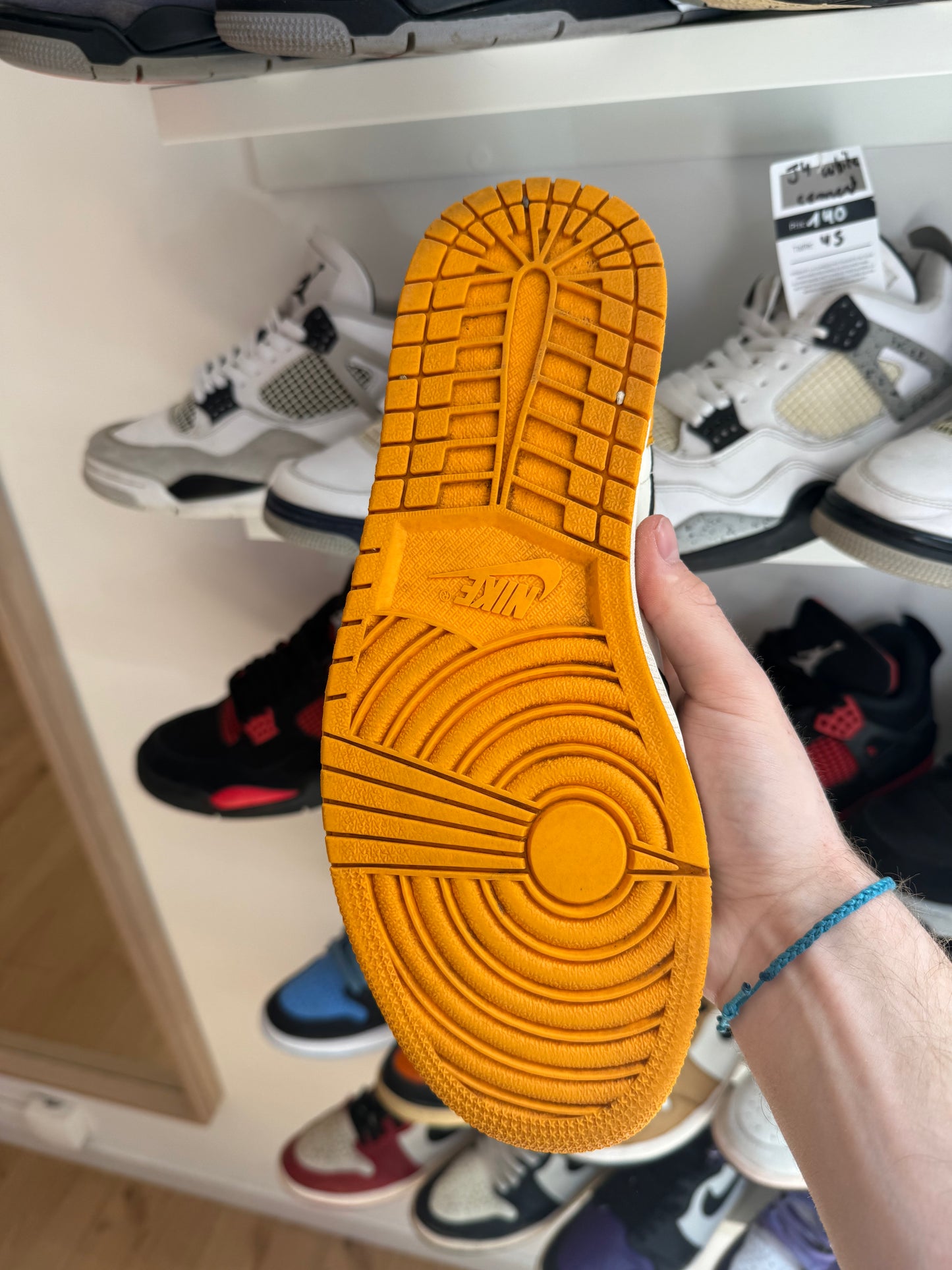 Nike Air Jordan 1 High Taxi