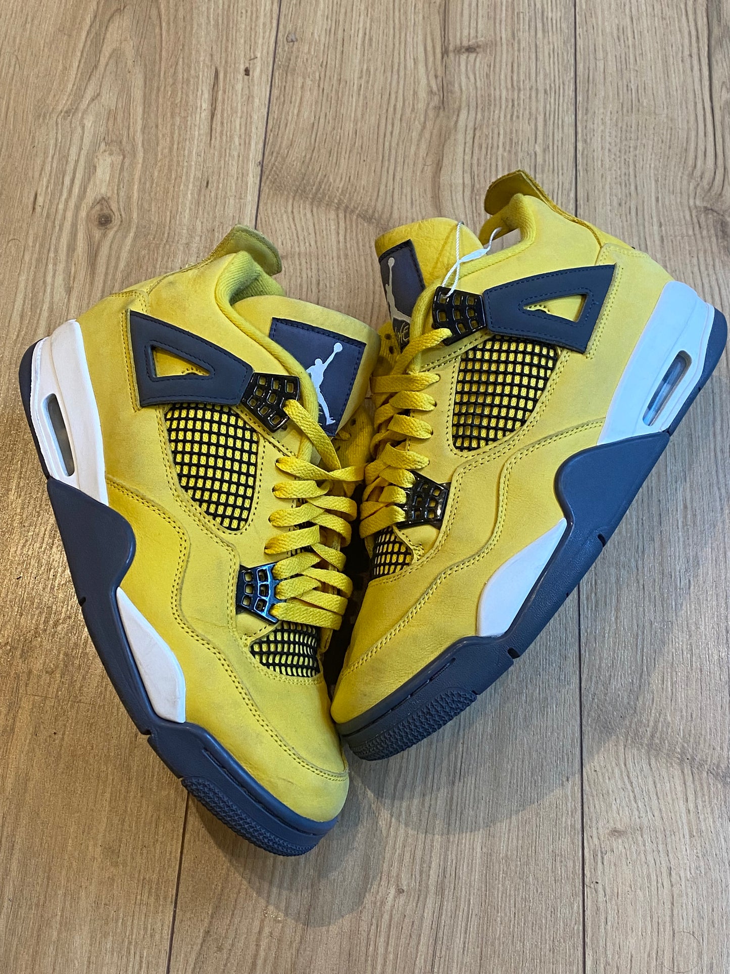 Nike air jordan 4 retro lightening