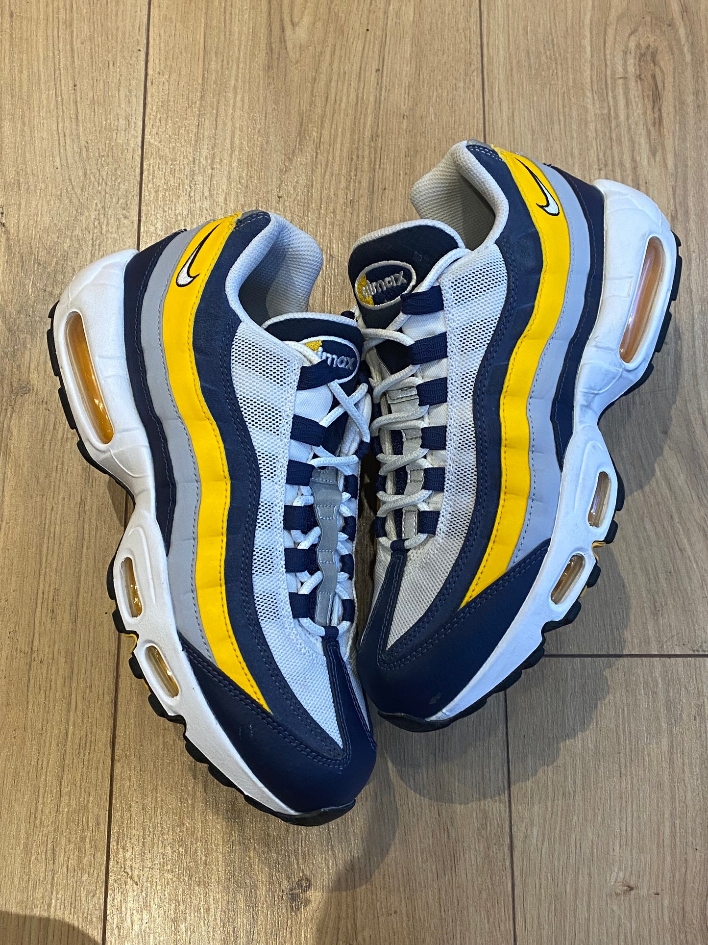 Nike air max 95 michighan