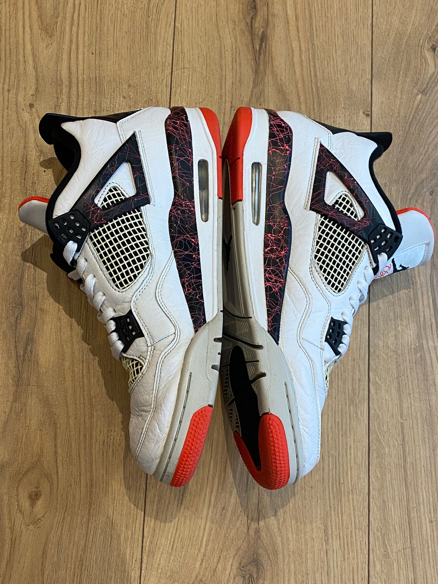 Nike air jordan 4 retro flight nostalgia